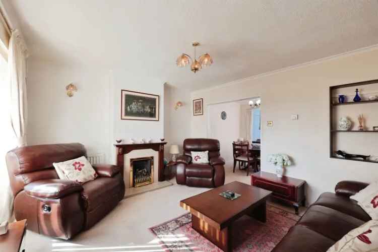 Family Home in Chesham with Large Gardens and Garage