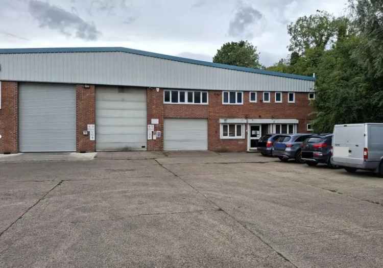 Industrial For Rent in Leicester, England