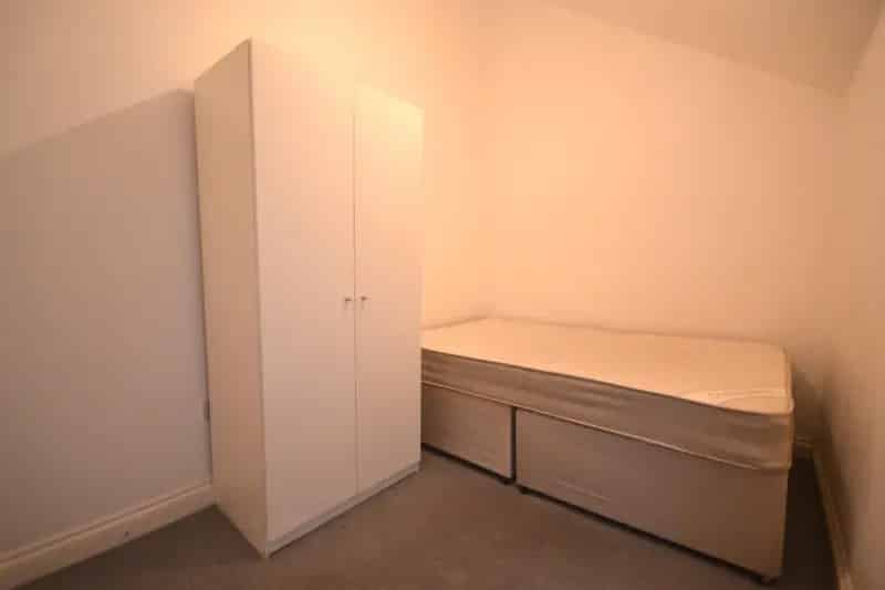 2 Bedroom Flat to Let - Reading Town Centre