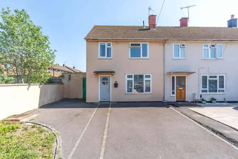 3 Bedroom House for Sale