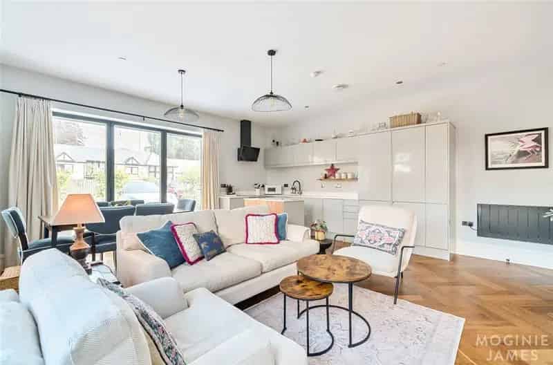 2 Bedroom Apartment for Sale