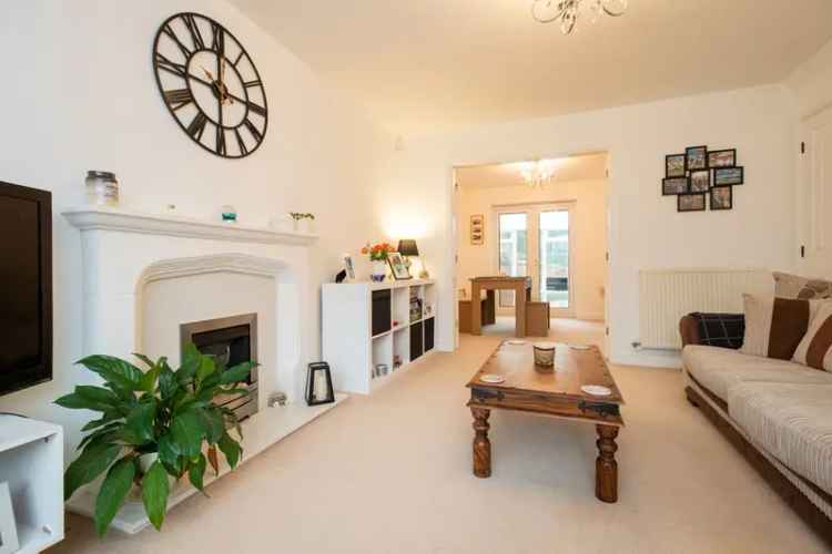 Detached house For Sale in South Derbyshire, England