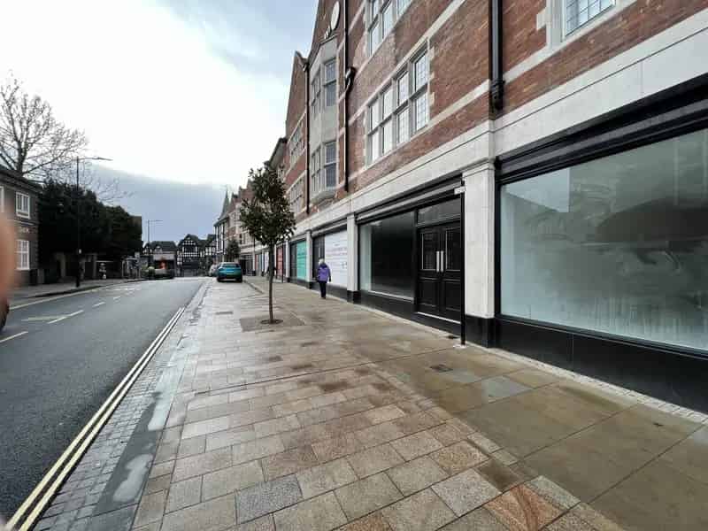 Chesterfield Town Centre Retail Leisure Unit 133 sqm