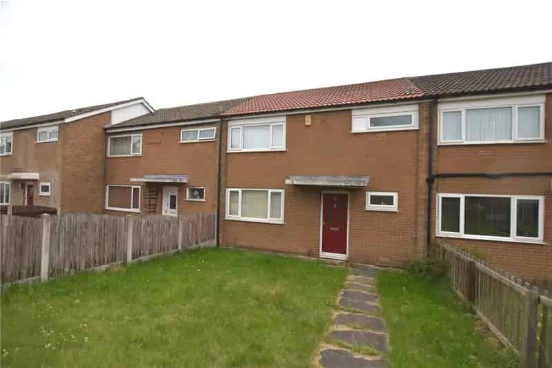 Spacious 3-Bed Mid-Terraced House First Time Buyer