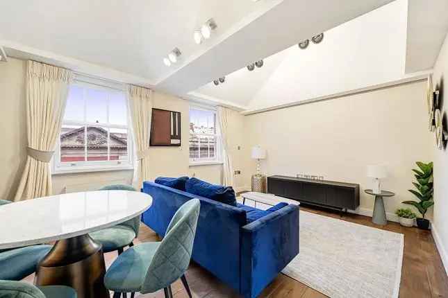 Flat to rent in Baker Street, Marylebone NW1