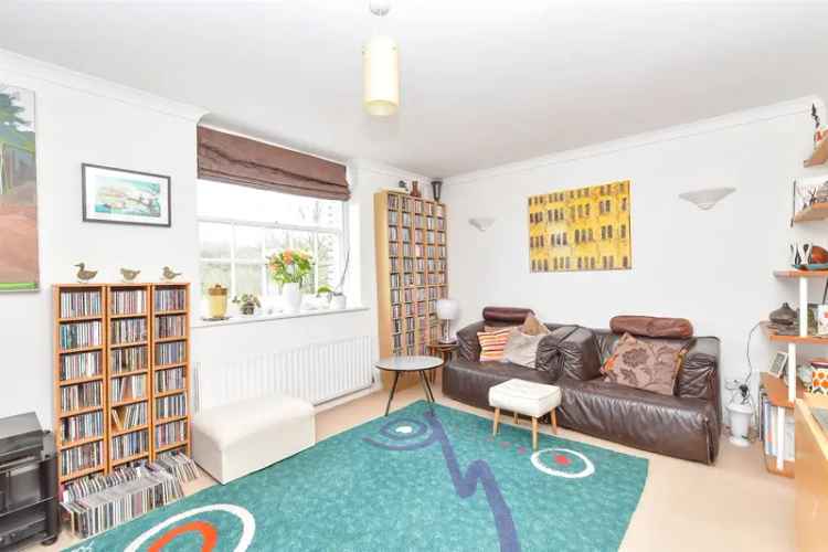 1 Bedroom Apartment for Sale in Arundel, Sussex