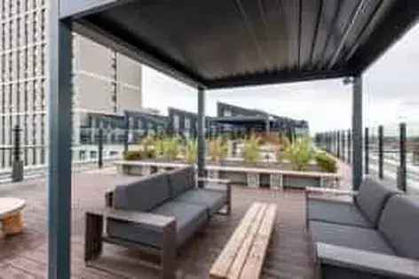 1 Room Flat 57m2 Cardiff Private Bathroom Shared Apartment
