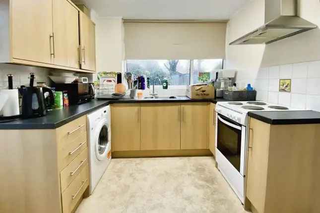 3 Bed Semi-Detached House for Sale Stapleton Bristol