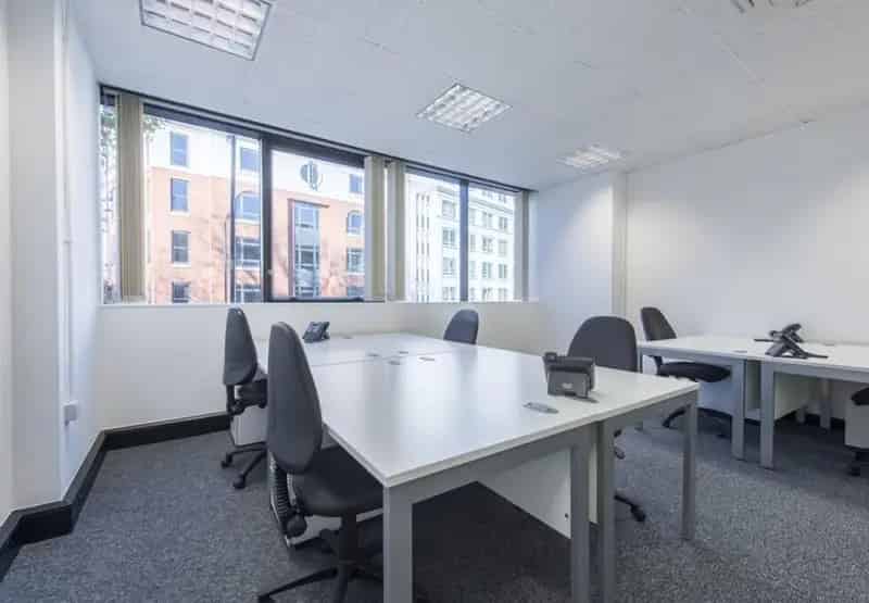 Serviced Offices in Victoria London 2-40 Person Capacity