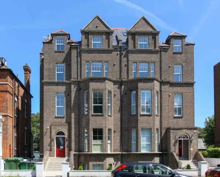 2 Bedroom Flat for Sale Folkestone Kent CT20
