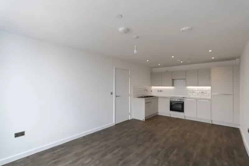 2 Bedroom Flat To Rent Available 20062025