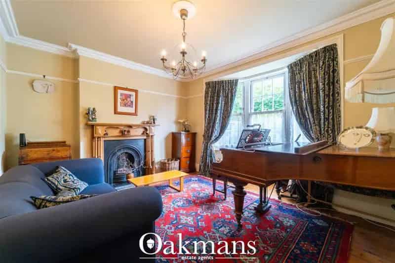 4 Bedroom Semi-Detached House for Sale Barnsley Road