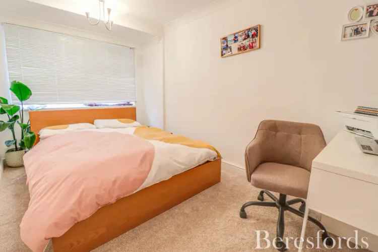 1 Bedroom Maisonette for Sale Near Brentwood High Street