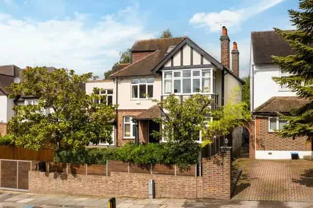 5 Bedroom Detached House Wimbledon SW20