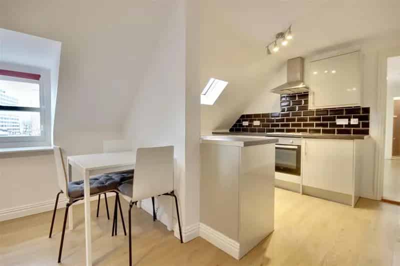 1 Bedroom Flat House to Rent Near Portsmouth University