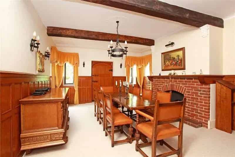 7 Bed House for Sale with Annexe and 7 Acres