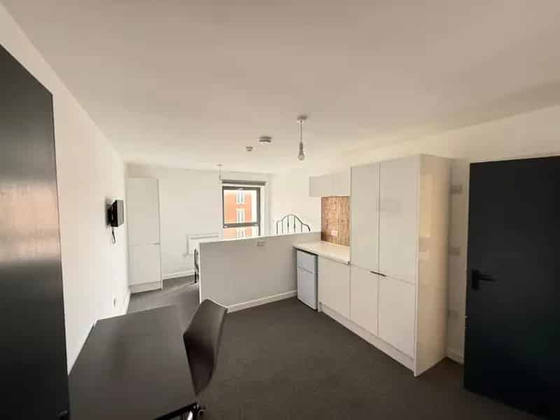 Studio Apartment in Bristol BS5 - Bills Included