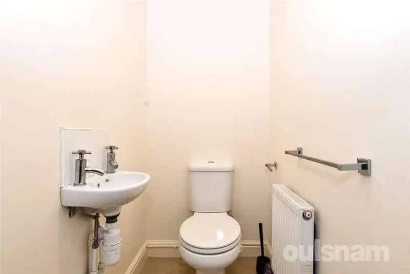 2 Bed House For Sale Near Bournville Station