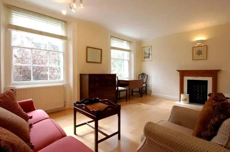 1 Bedroom Apartment to Rent - Garden Square - South Kensington