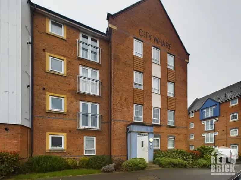 1 Bedroom Flat for Sale in Coventry and Rugby