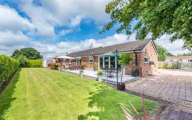 Semi Rural Single Storey Residence with Garden and Parking