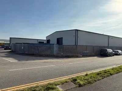 Industrial Unit To Let - 6m Eaves, Loading Door, Power Floated Floor