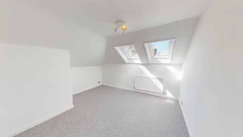 2 Bedroom Flat to Rent in Hove