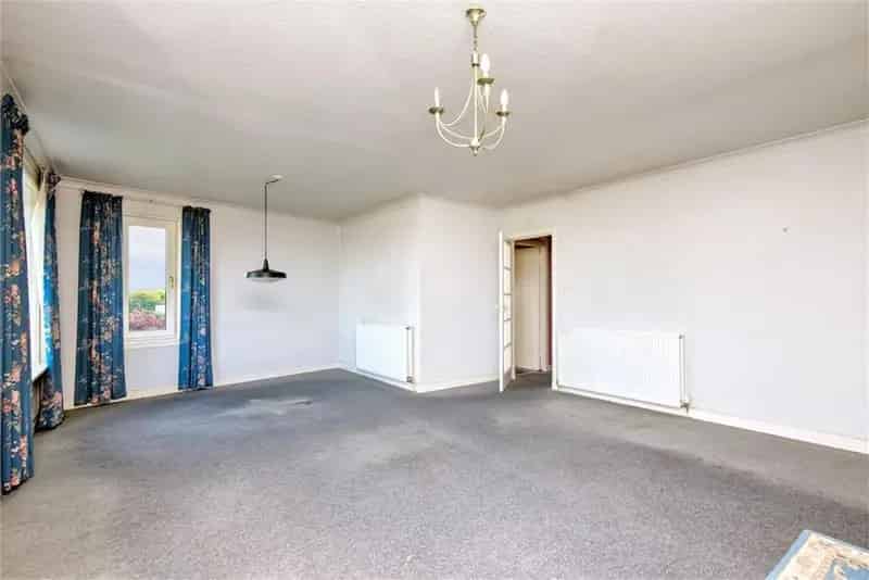 3 Bed Flat Crail Sea Views Garage Parking Modernisation Potential