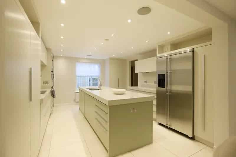 3 Bedroom End of Terrace House Short Term Let