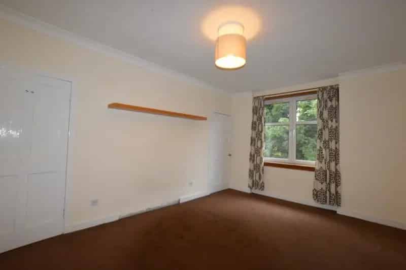 2 Bedroom Flat to Rent in Battlefield