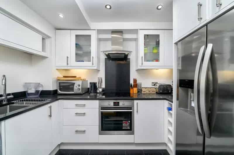 3 Bedroom Flat Mayfair Green Park Apartment For Sale