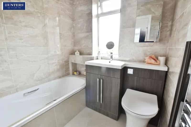 3 bed house for sale