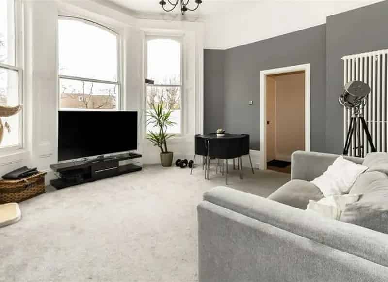 One Bedroom Flat with Parking Furnished
