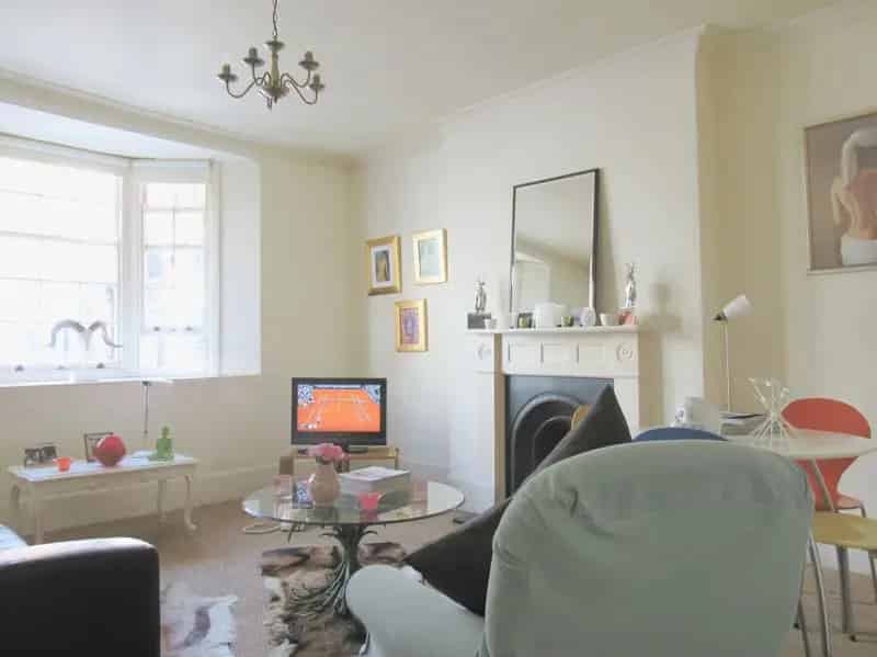 1 Bedroom Ground Floor Patio Flat to Rent