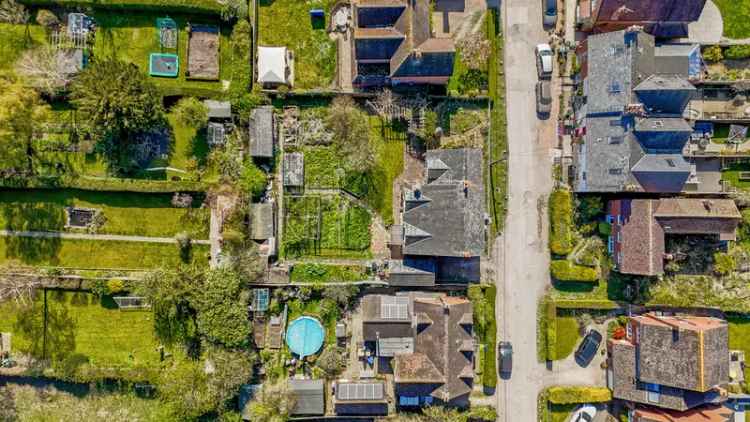 4 Bed Detached House Watlington Oxfordshire Needs Modernisation