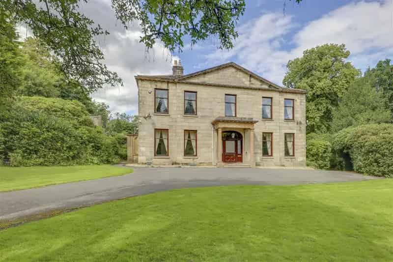Detached House for sale with 5 bedrooms, Burnley Road, Bacup