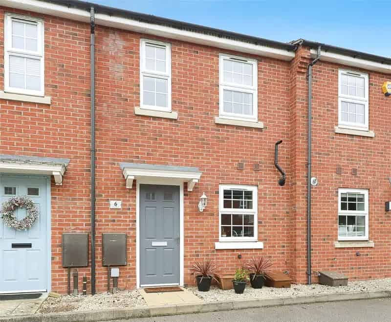 3 Bedroom Terraced House for Sale - Well Presented