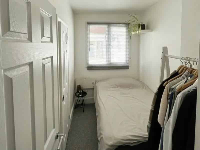 Modern Apartment in Queens Park Brighton Leasehold