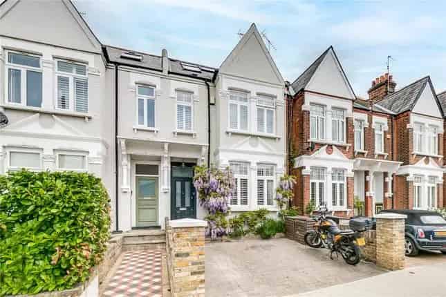 Four Bedroom House for Sale St Anns Hill London SW18