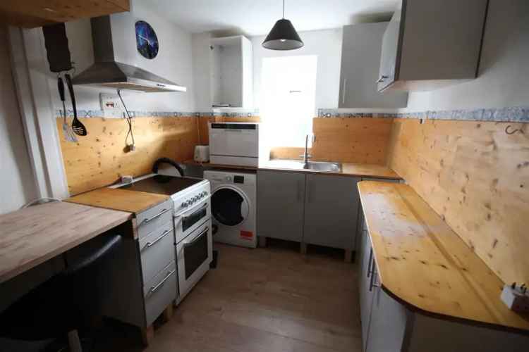 1 Bedroom Town House House to Rent