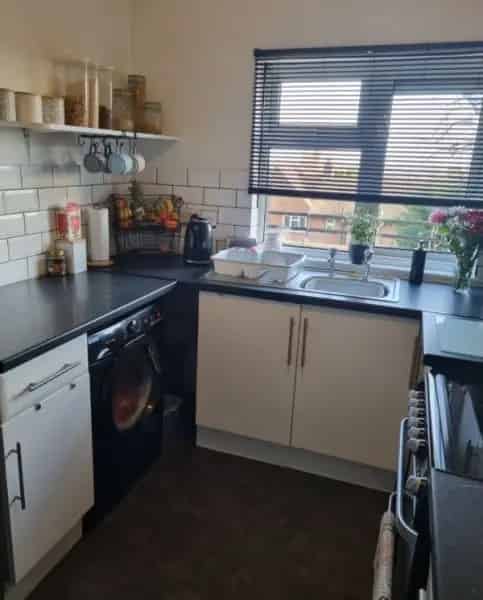 2 Bed Split Level Maisonette Near Chislehurst High Street
