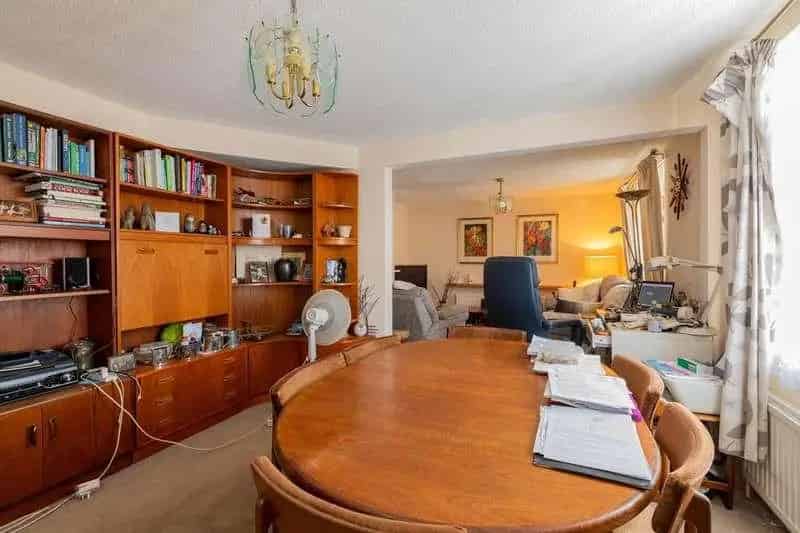 4 Bed House Near Newlands Girls School Maidenhead