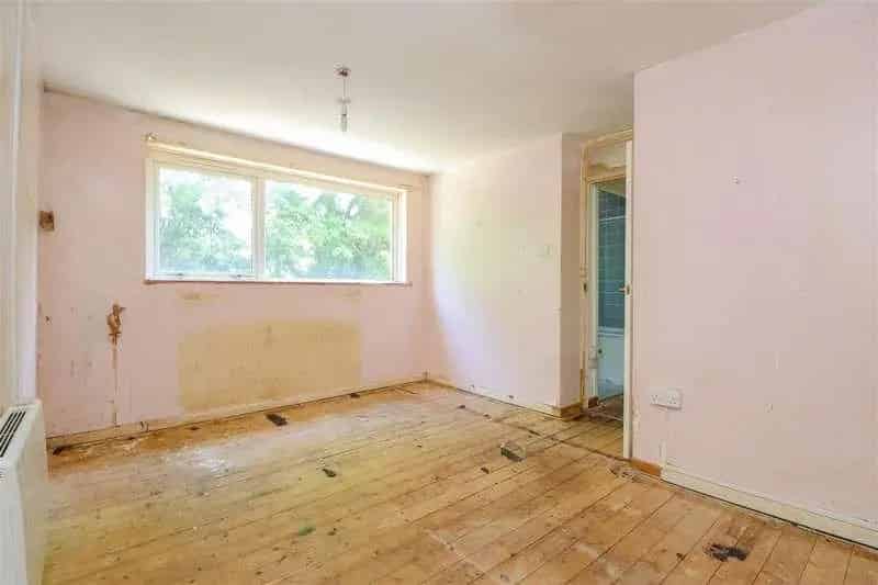 3 Bed End Terrace House For Sale Cash Buyers Only