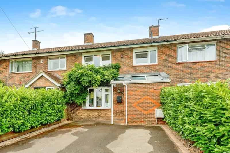 Three Bedroom House in Three Bridges Crawley