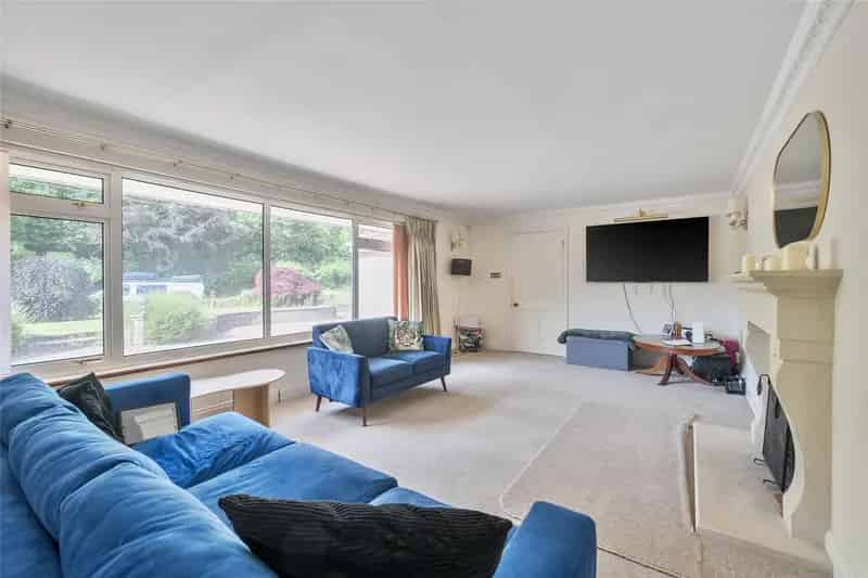 5 Bedroom Detached Bungalow with Annex and Country Views