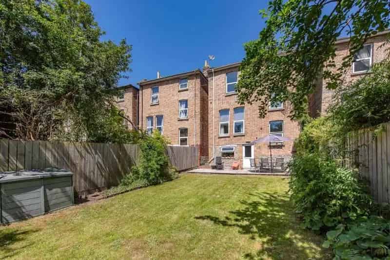1 bedroom flat for sale