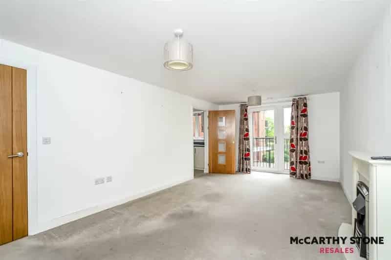 2 Bedroom Retirement Apartment for Sale
