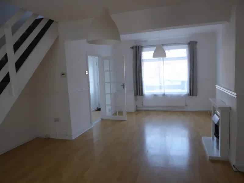 3 bedroom House
 To Rent