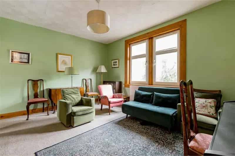 2 Bed Flat Musselburgh First Floor Apartment with Garden