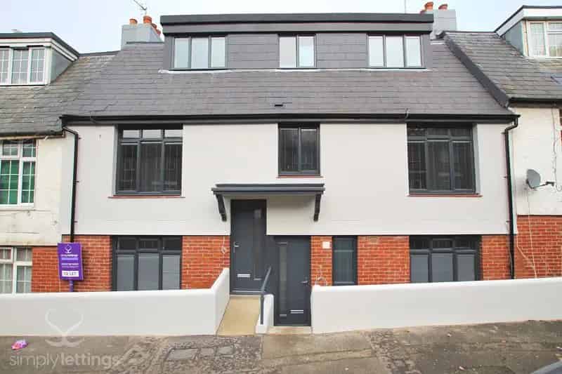 1 Bedroom Flat House to Rent Pets Considered